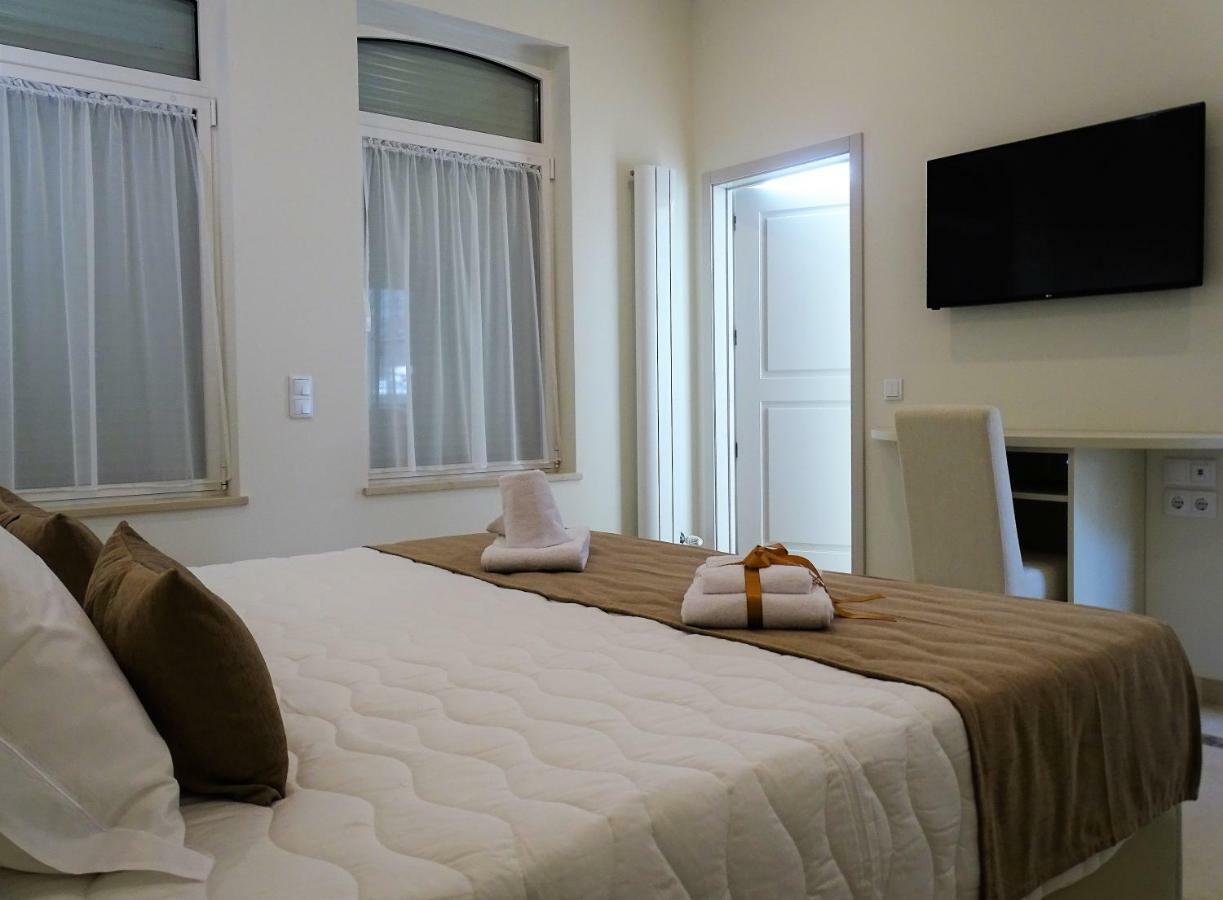 Bowen, Luxury Suites Лагуш Екстер'єр фото